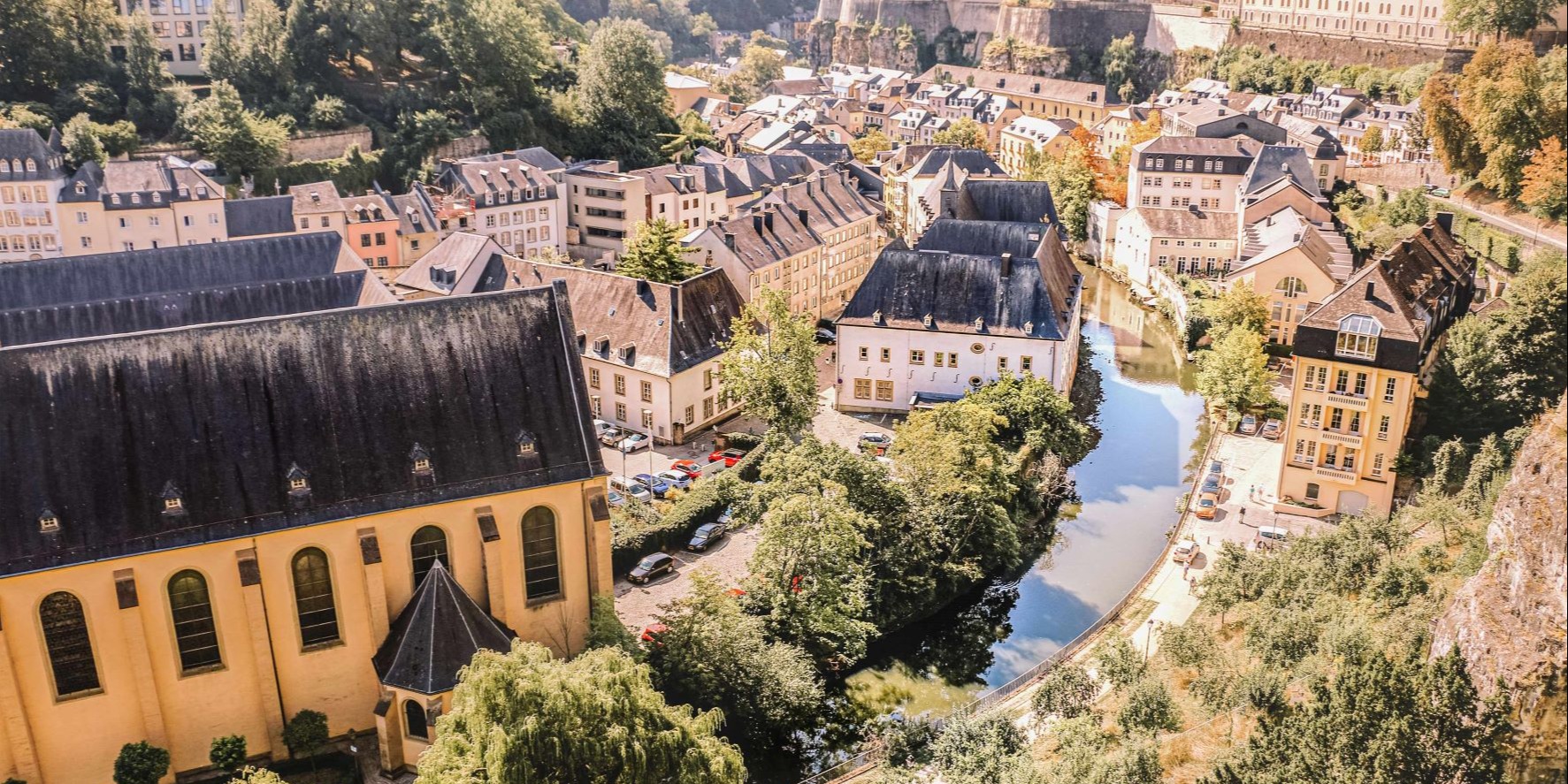 ey-luxembourg-luxembourg-v4p