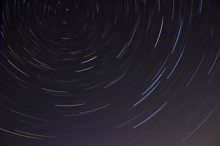 time-lapse-photo-of-stars-on-night-924824